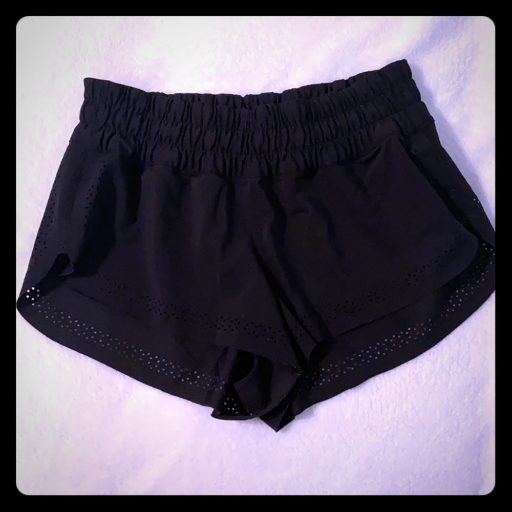 sz 2 -hotty hot rare design- good condition